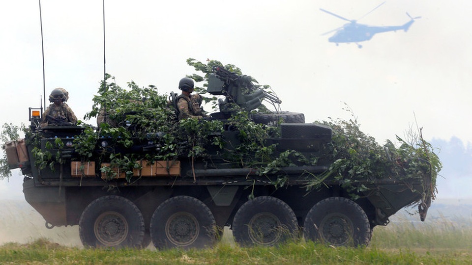 NATO tăng hiện diện quân sự sát vách Nga, Moscow cảnh báo xung đột nghiêm trọng - 1