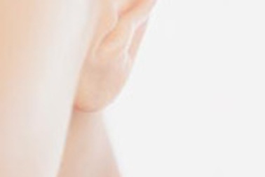 Vitamin trị… nghễnh ngãng