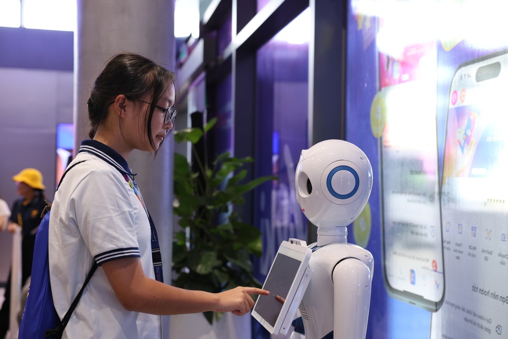 STEAM For Girls 2024: Hành trình tích lũy kỹ năng, hiện thực hóa đam mê khoa học - 5 STEAM For Girls 2024: Hành trình tích lũy kỹ năng, hiện thực hóa đam mê khoa học - 5