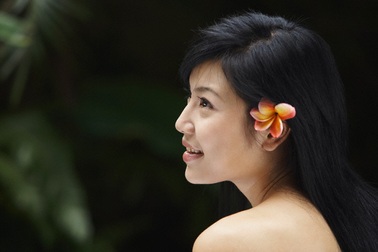 "Có ai yêu tôi không?"