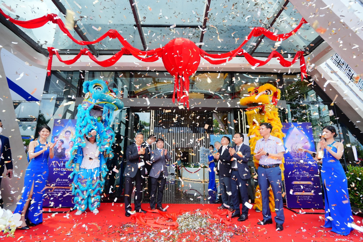 Chất tinh tế, đẳng cấp ở sự kiện ra mắt căn hộ mẫu Diamond Crown Hai Phong - 2 Chất tinh tế, đẳng cấp ở sự kiện ra mắt căn hộ mẫu Diamond Crown Hai Phong - 2
