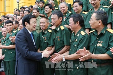 Chủ tịch nước Trương Tấn Sang gặp mặt cựu chiến binh Sư đoàn 313 và 314