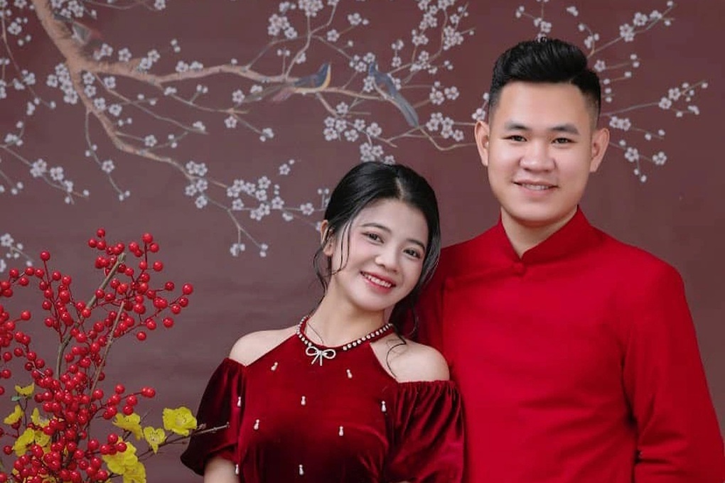 Cưới được vợ xinh, anh chủ treo biển “vui quá nghỉ 1 tháng” - 3 Cưới được vợ xinh, anh chủ treo biển “vui quá nghỉ 1 tháng” - 3