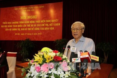 Tổng Bí thư: Không ít cán bộ quan cách, cửa quyền như “ông vua con”