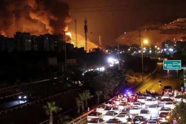 Israel không kích Bộ Quốc phòng Iran