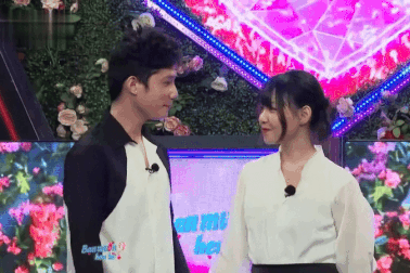 Dù nghi ngờ giới tính bạn trai, 10X vẫn đồng ý hẹn hò và hôn môi trên tivi