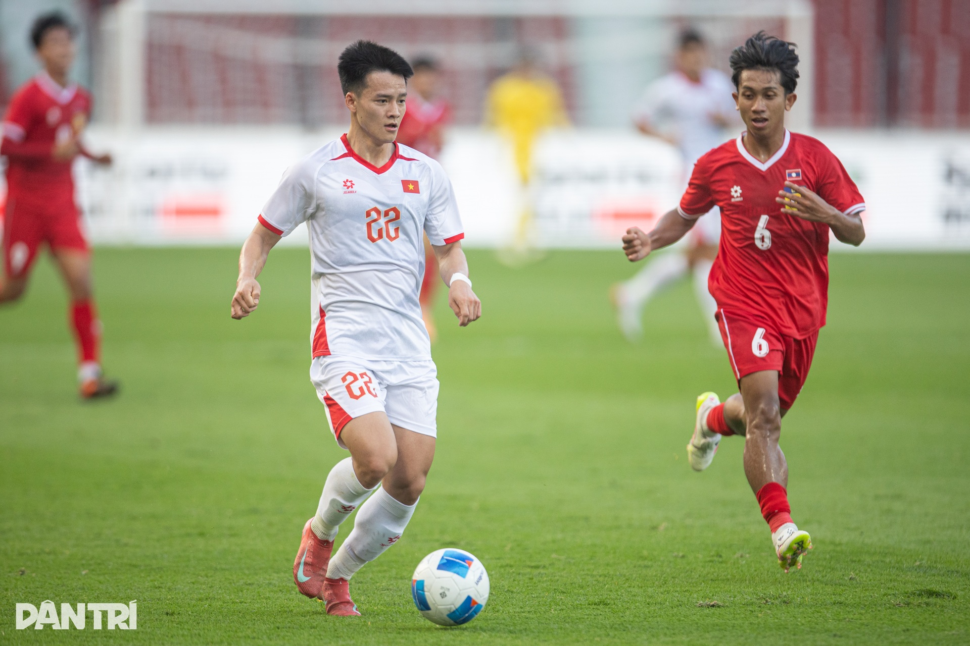 Ögonblicket då Dinh Bac strålade och hjälpte U22 Vietnam att slå U22 Laos - 3