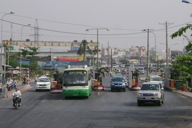 CII: Thu phí tăng gần 141% sau 1 tháng tăng phí