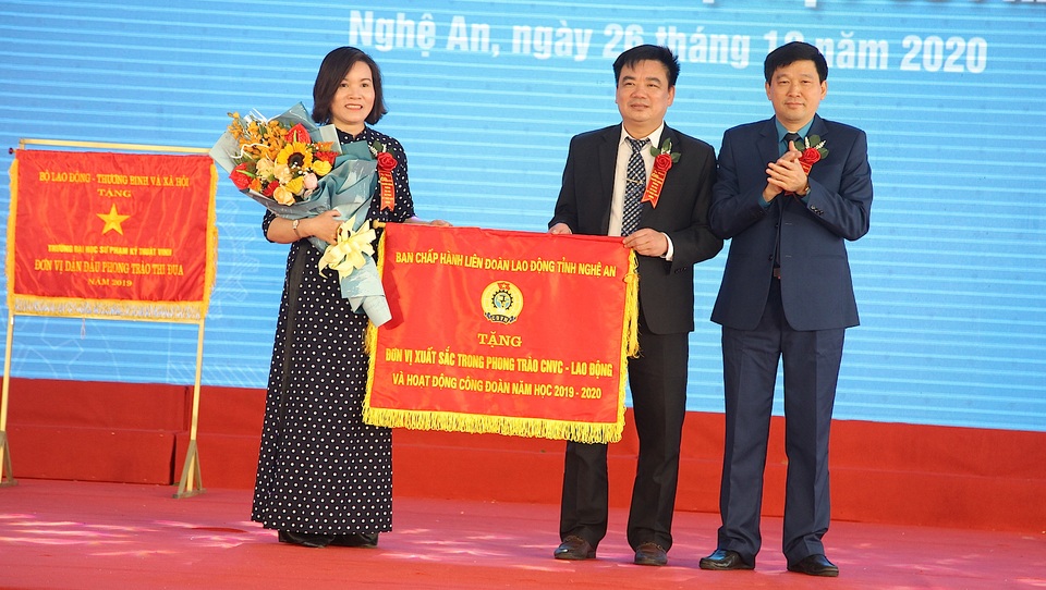 Trường ĐH Sư phạm Kỹ thuật Vinh kỷ niệm 60 năm thành lập - 4 Trường ĐH Sư phạm Kỹ thuật Vinh kỷ niệm 60 năm thành lập - 4