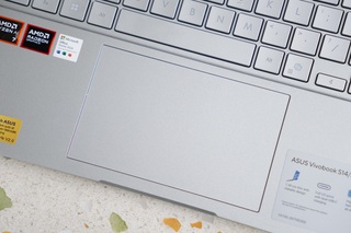 Đánh giá Asus Vivobook S14: Hiệu năng mạnh, pin tốt, màn hình cần cải thiện - 9