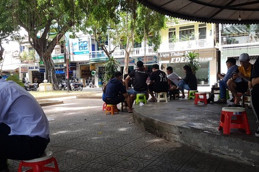 Trích xuất camera an ninh truy vết các bệnh nhân Covid-19