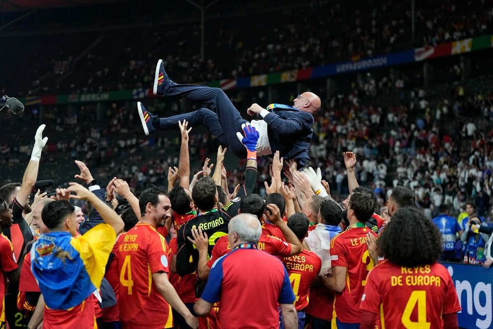 Tây Ban Nha vô địch Euro 2024 và bậc thầy chiến thuật De La Fuente - 5