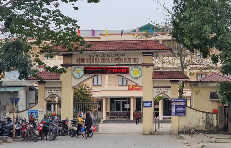 Yêu cầu làm rõ trách nhiệm vụ bác sĩ làm rách niệu đạo bệnh nhân - 1 Yêu cầu làm rõ trách nhiệm vụ bác sĩ làm rách niệu đạo bệnh nhân - 1