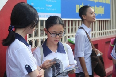 Nên bỏ kỳ thi THPT, đại học tự chủ tuyển sinh