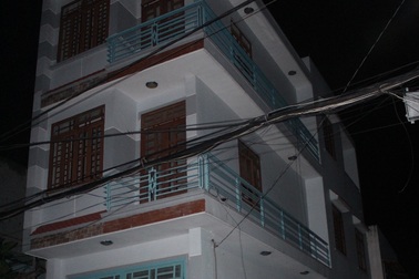 Vụ thi thể bị trói tay chân trong nhà 3 tầng: Bắt giữ 6 nghi phạm