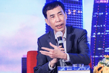 Dàn diễn giả tại Hội thảo về tín dụng do báo Dân trí tổ chức ngày 17/11