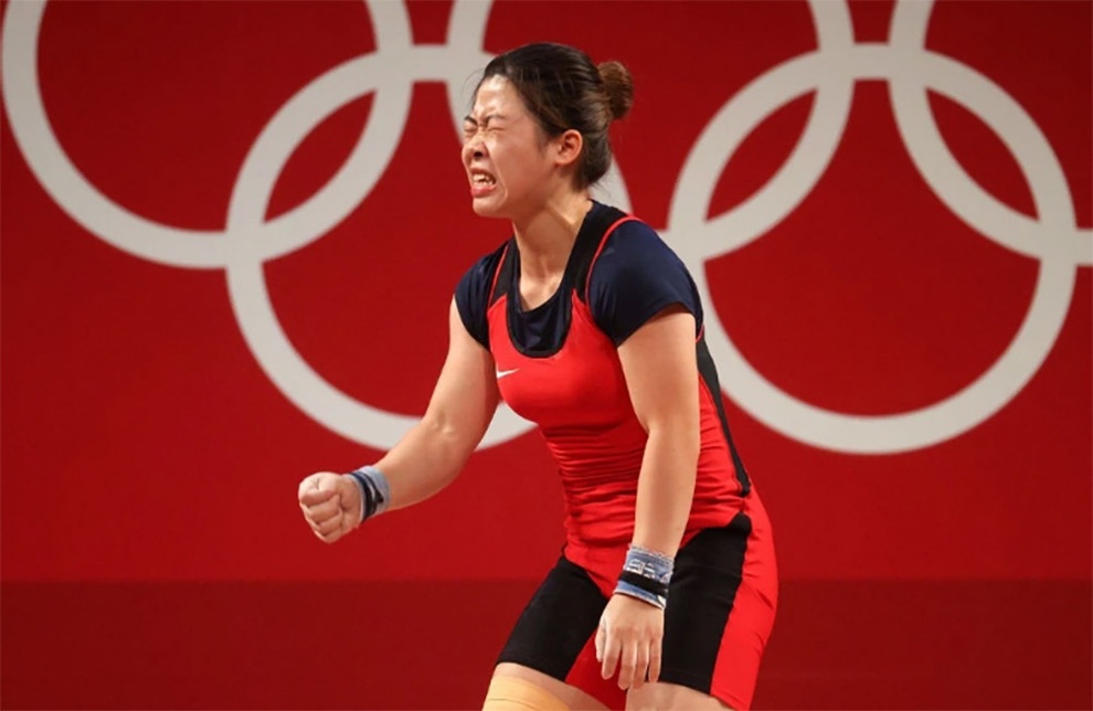 Xúc động hình ảnh Hoàng Thị Duyên vẫy tay chào Olympic Tokyo - 2 Xúc động hình ảnh Hoàng Thị Duyên vẫy tay chào Olympic Tokyo - 2