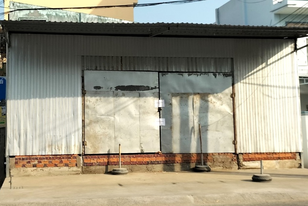Vụ nhốt cán bộ ở Bạc Liêu: Tháo dỡ công trình vi phạm - 1 Vụ nhốt cán bộ ở Bạc Liêu: Tháo dỡ công trình vi phạm - 1