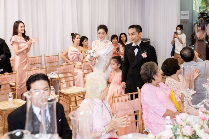cung con gai