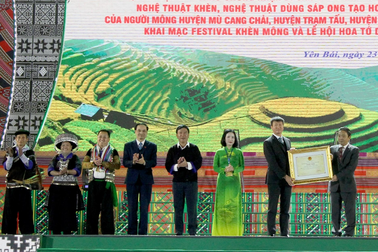 Yên Bái khai mạc Festival Khèn Mông và Lễ hội hoa Tớ Dày 2023