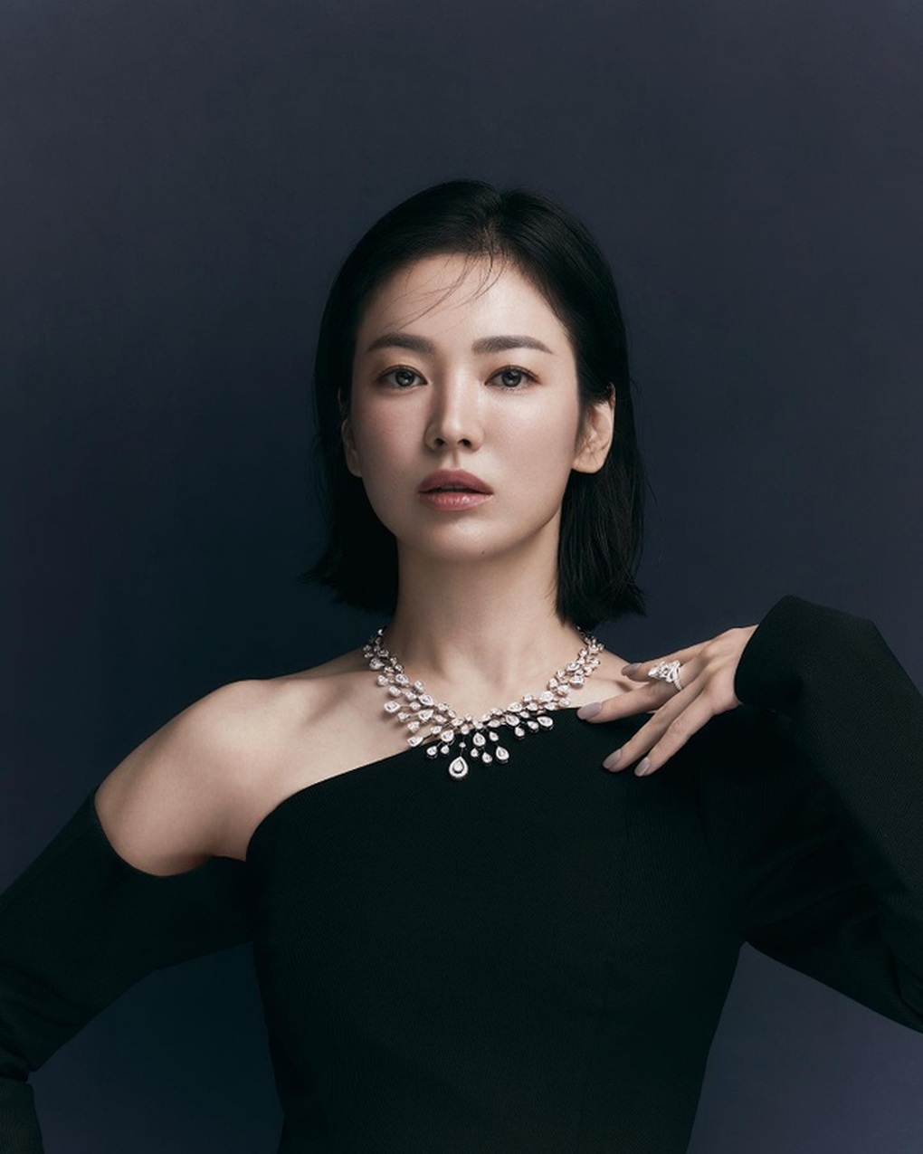 Chồng cũ đã tìm được hạnh phúc mới, Song Hye Kyo thì sao? - 2
