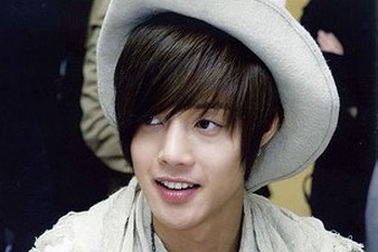 Mỹ nam xứ Hàn Kim Hyun Joong đến Việt Nam vào 11/8