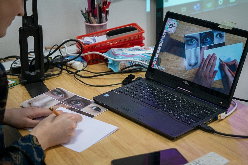 Cách trường BIS Hà Nội áp dụng phương pháp học E-learning giữa dịch Covid-19 - 3 Cách trường BIS Hà Nội áp dụng phương pháp học E-learning giữa dịch Covid-19 - 3