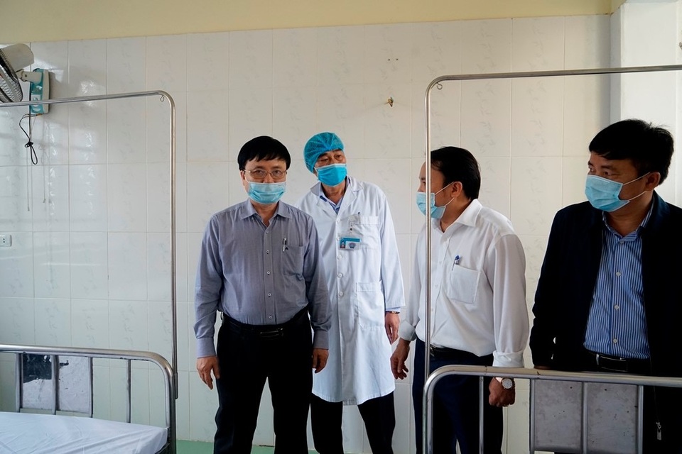Nghệ An tiếp nhận cách ly gần 200 người từ Lào về quê - 5 Nghệ An tiếp nhận cách ly gần 200 người từ Lào về quê - 5