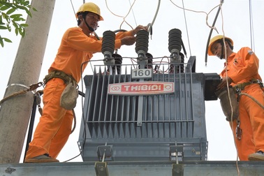 Đảm bảo cấp điện trong suốt Lễ hội thổ cẩm Việt Nam lần 2