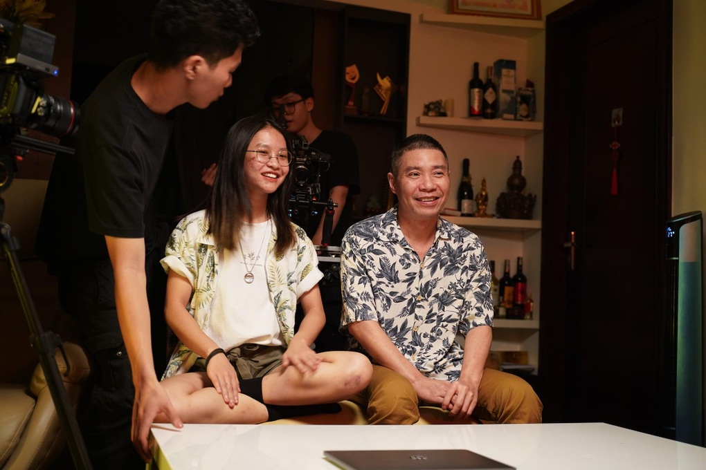 Con gái NSND Công Lý: Hay khóc như cô Đẩu, thân với con trai Vân Dung - 1 Con gái NSND Công Lý: Hay khóc như cô Đẩu, thân với con trai Vân Dung - 1