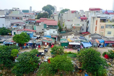 Hà Nội: Xóm bè bãi giữa sông Hồng "lên bờ" sau 40 năm tồn tại