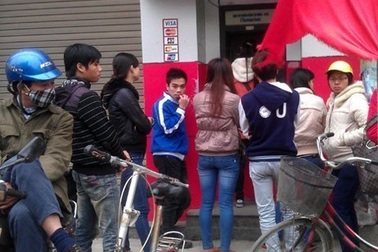 Nhếch nhác, xuống cấp mà đòi thu phí ATM