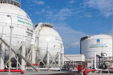 Giá điện khí LNG cao nhất là 3.327,42 đồng/kWh