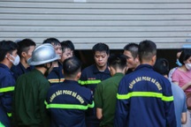 Ba cảnh sát hy sinh khi chữa cháy quán karaoke ở Hà Nội