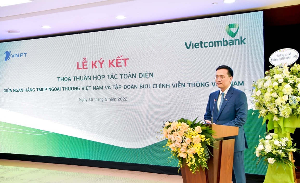 Vietcombank và VNPT ký kết thỏa thuận hợp tác toàn diện - 3 Vietcombank và VNPT ký kết thỏa thuận hợp tác toàn diện - 3
