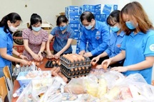 Đại học hỗ trợ hơn 1.200 sinh viên khó khăn đang "mắc kẹt" tại Hà Nội