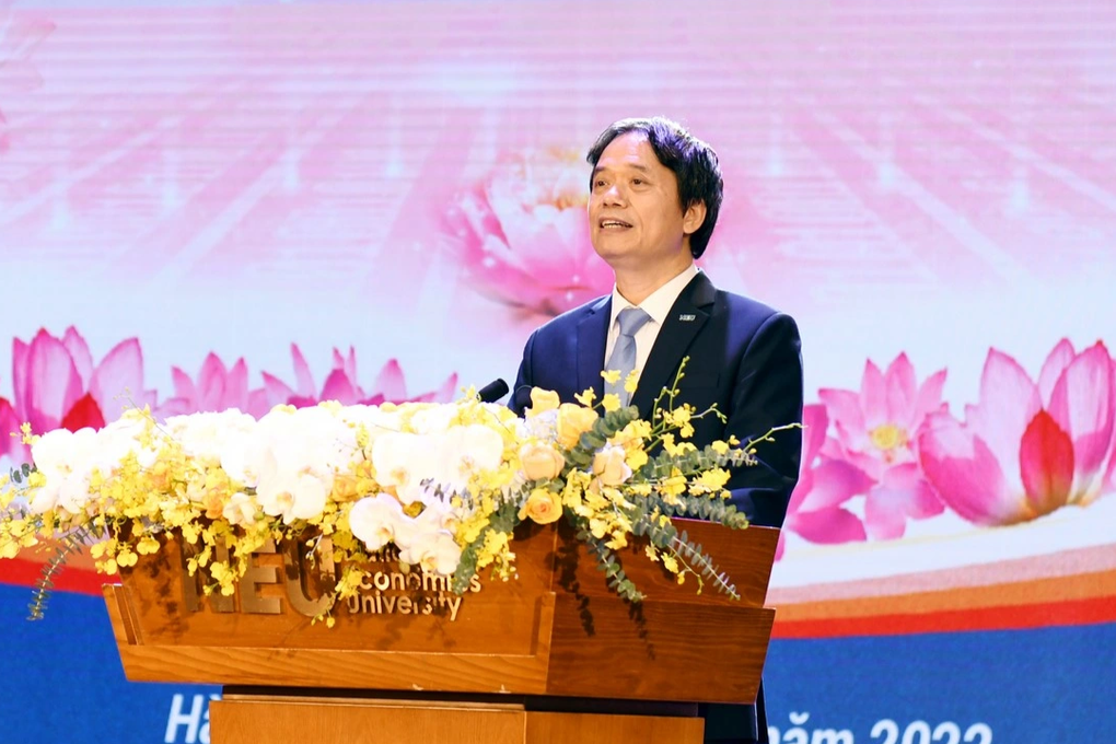 Chủ tịch nước nhắc lại kỷ niệm thời sinh viên tại Trường Đại học Kinh tế quốc dân - 3 Chủ tịch nước nhắc lại kỷ niệm thời sinh viên tại Trường Đại học Kinh tế quốc dân - 3