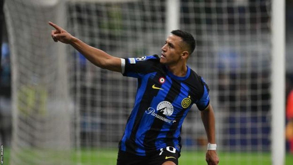 Cựu ngôi sao Man Utd bất ngờ tỏa sáng giúp Inter chiến thắng - 2 Cựu ngôi sao Man Utd bất ngờ tỏa sáng giúp Inter chiến thắng - 2