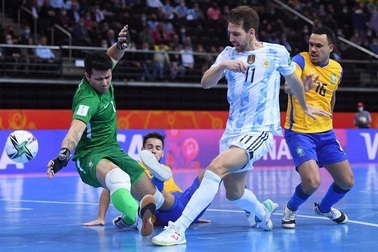 Quật ngã Brazil, Argentina hiên ngang vào chung kết World Cup futsal 2021