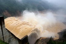 Một học sinh lớp 3 bị lũ cuốn trôi