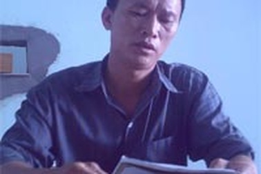 Nghi phạm chết đuối trong tư thế bị còng tay