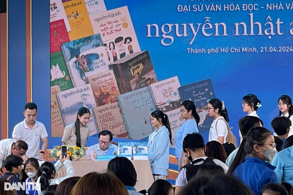 Nguyễn Nhật Ánh: Không can thiệp sâu khi tác phẩm chuyển thể thành phim - 1 Nguyễn Nhật Ánh: Không can thiệp sâu khi tác phẩm chuyển thể thành phim - 1