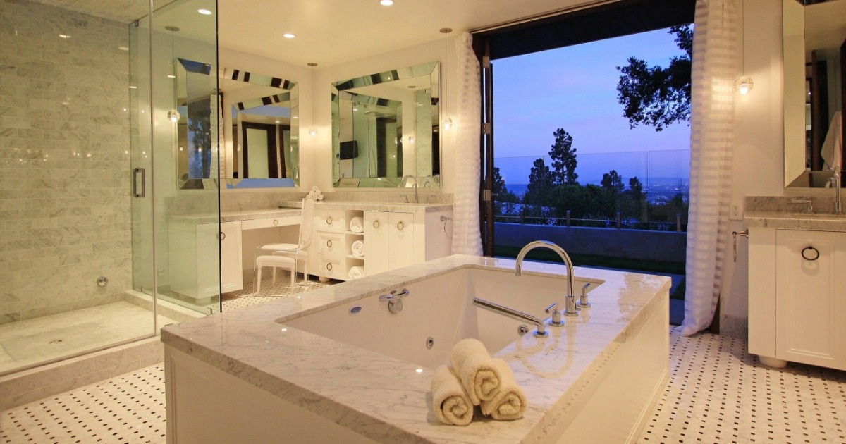 6 Xu Hướng Thiết Kế Phòng Tắm Sang Trọng 'Đẹp Mắt Nhưng Vô Dụng': Đừng Bị Dắt Hơi!