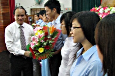 Đà Nẵng tuyên dương, khen thưởng 13 tân thủ khoa ĐH