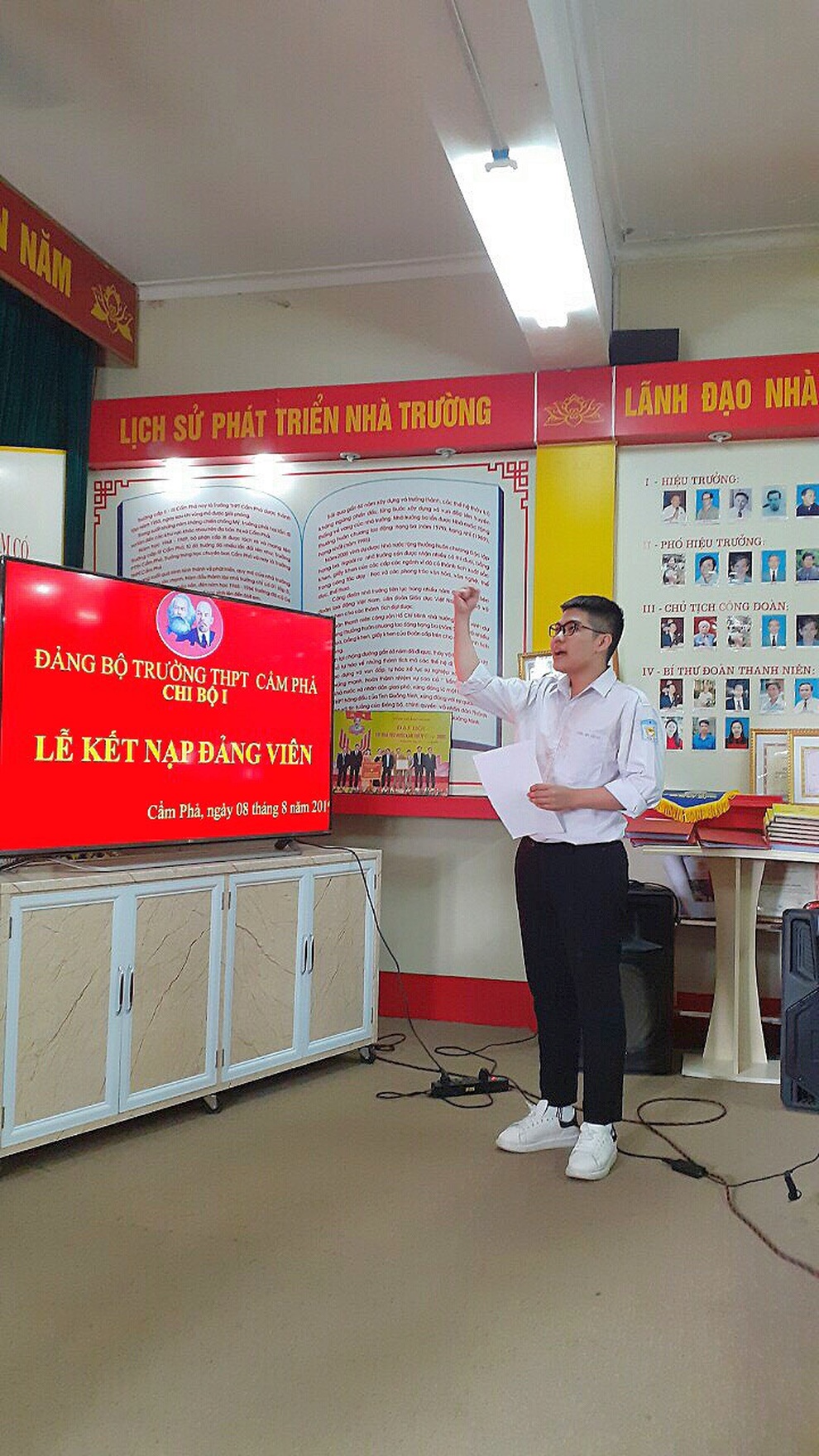 Sinh viên xuất sắc Nguyễn Bá Khải: Tuổi trẻ là cống hiến, tạo ra hạnh phúc - 4 Sinh viên xuất sắc Nguyễn Bá Khải: Tuổi trẻ là cống hiến, tạo ra hạnh phúc - 4