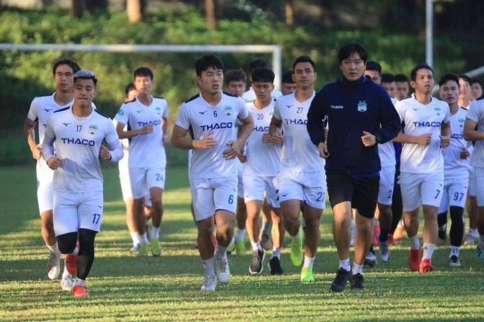 Báo Thái Lan: 5 trận mở màn V-League có ý nghĩa then chốt với Kiatisuk - 1 Báo Thái Lan: 5 trận mở màn V-League có ý nghĩa then chốt với Kiatisuk - 1