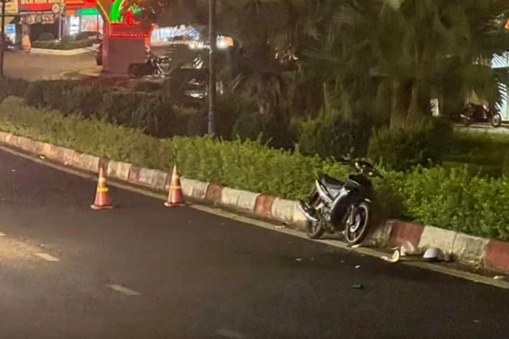 Học sinh lái xe máy tông cô giáo tử vong - 1 Học sinh lái xe máy tông cô giáo tử vong - 1