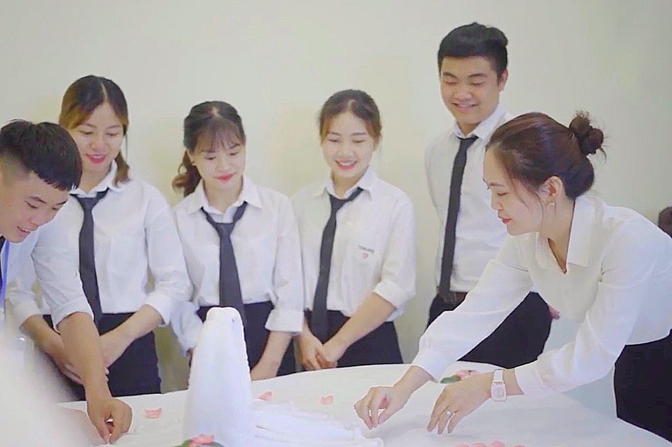 Học nghề hot, SV Cao đẳng Lào Cai ra trường thu nhập 30 triệu đồng/ tháng - 1 Học nghề hot, SV Cao đẳng Lào Cai ra trường thu nhập 30 triệu đồng/ tháng - 1
