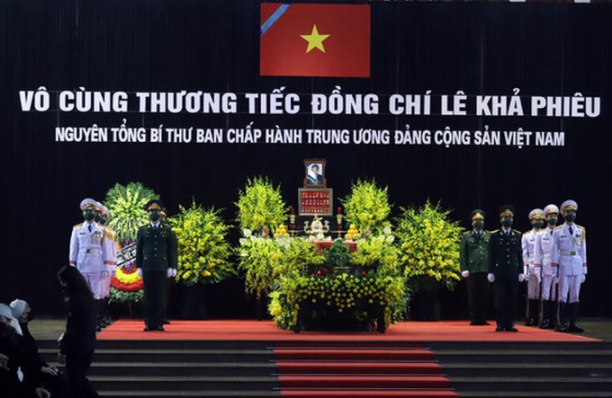 Cử hành trọng thể Quốc tang nguyên Tổng Bí thư Lê Khả Phiêu - Ảnh 20. Cử hành trọng thể Quốc tang nguyên Tổng Bí thư Lê Khả Phiêu - Ảnh 20.
