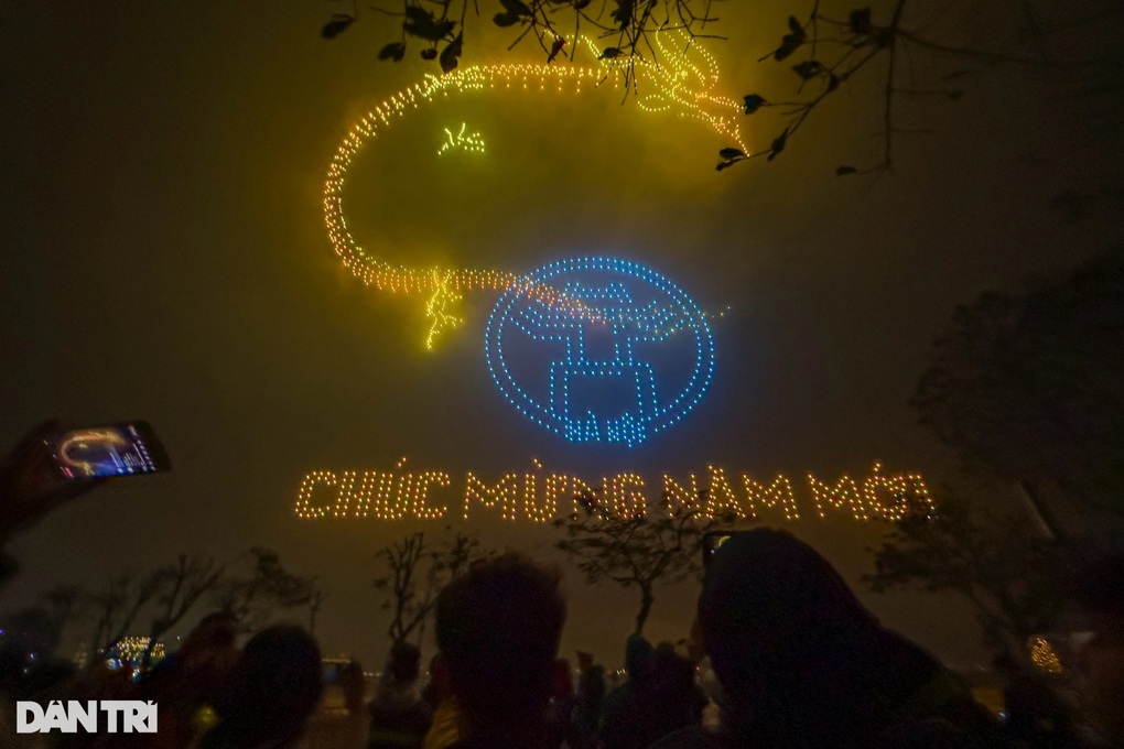 300 máy bay không người lái trình diễn ánh sáng, Hà Nội cấm 3 tuyến đường - 2 300 máy bay không người lái trình diễn ánh sáng, Hà Nội cấm 3 tuyến đường - 2